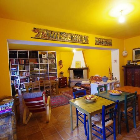 Al Campo Di Sotto Bed&Breakfast Buia Esterno foto