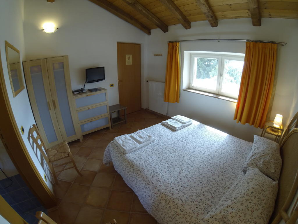 Al Campo Di Sotto Bed&Breakfast Buia Esterno foto