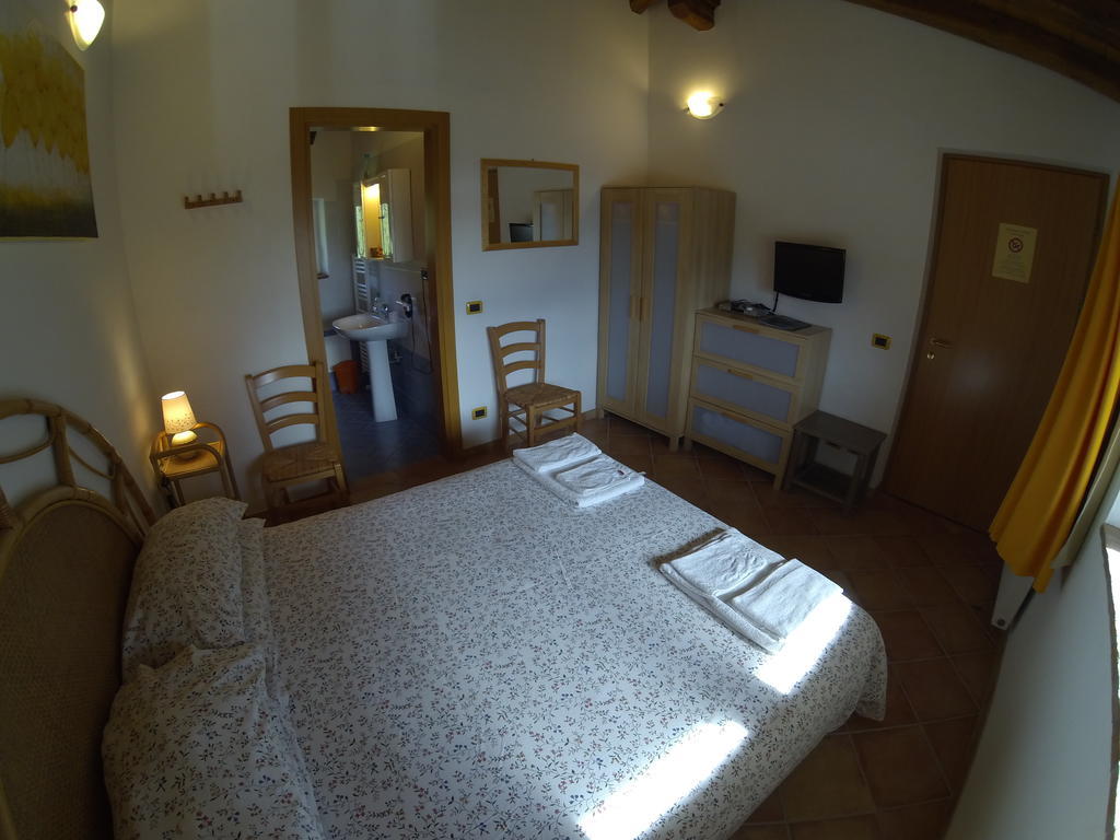 Al Campo Di Sotto Bed&Breakfast Buia Esterno foto