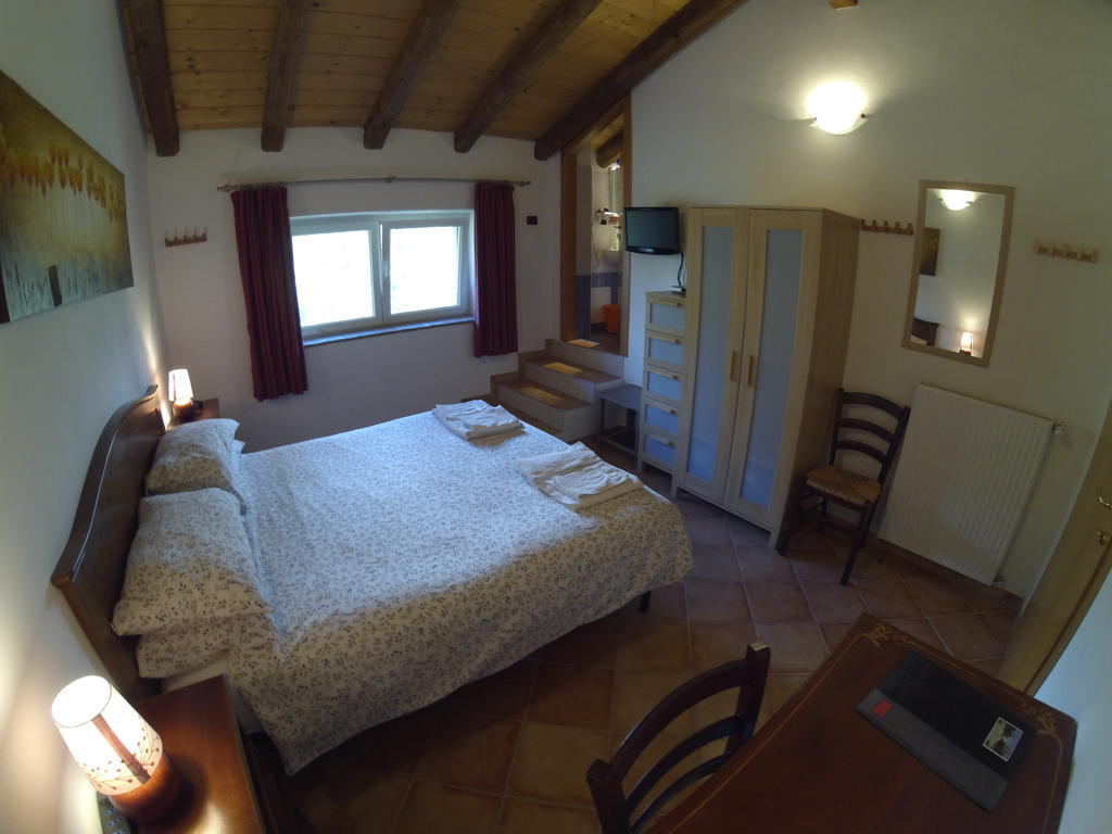 Al Campo Di Sotto Bed&Breakfast Buia Camera foto