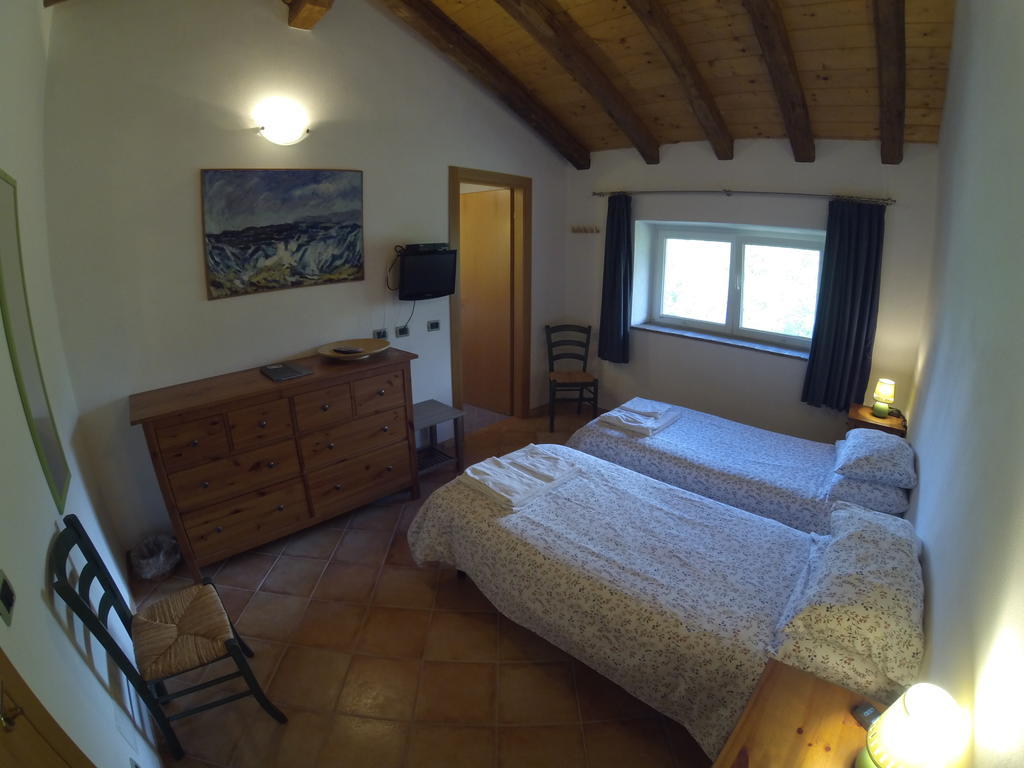 Al Campo Di Sotto Bed&Breakfast Buia Camera foto