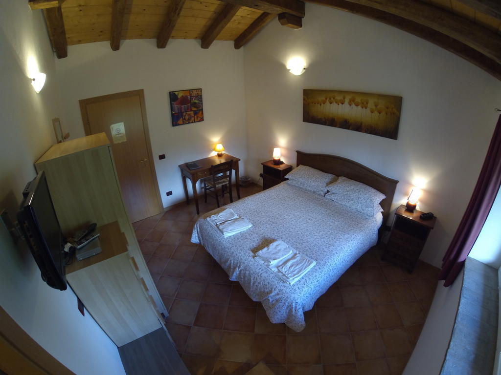 Al Campo Di Sotto Bed&Breakfast Buia Camera foto
