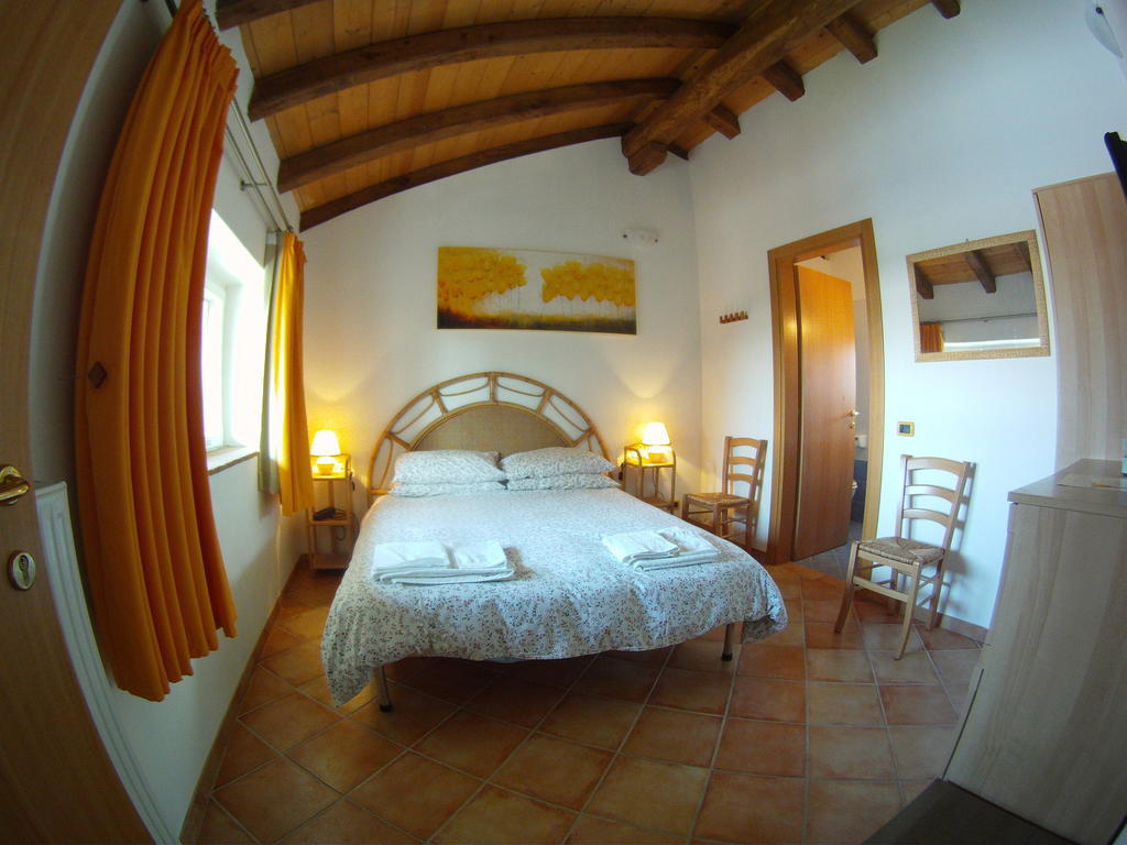 Al Campo Di Sotto Bed&Breakfast Buia Esterno foto